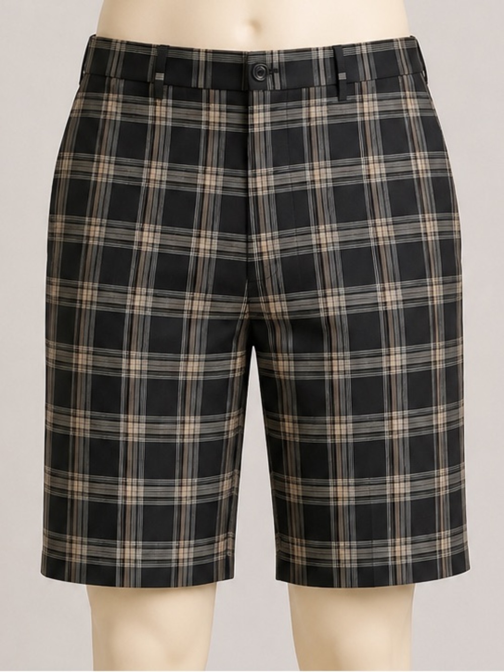 Greg Norman Plaid Shorts NWT-38